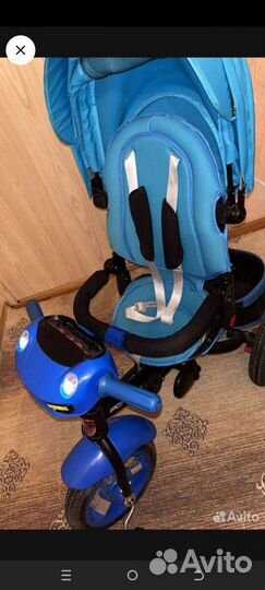 Трёхколёсный велосипед с родительской ручкой