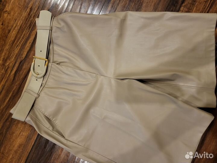 Шорты женские