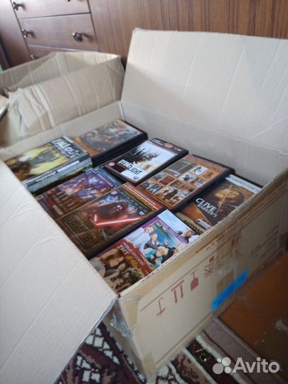 Cd и DVD диски. Игры, музыка, фильмы