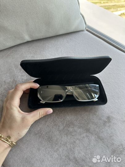 Солнцезащитные очки balenciaga