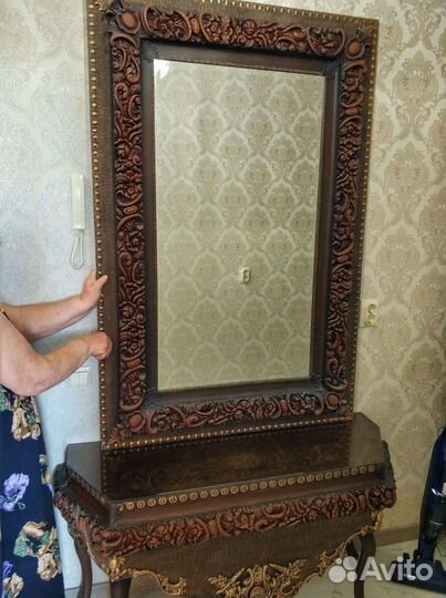 Зеркало -консоль