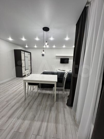 Квартира-студия, 40 м², 8/28 эт.
