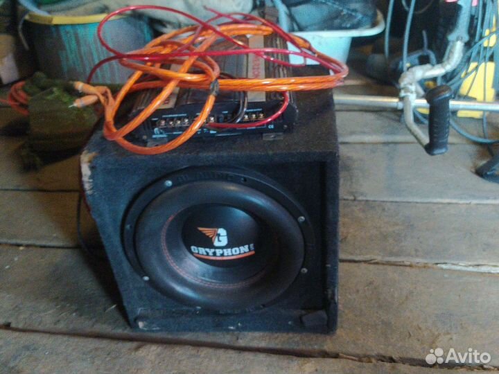 Сабвуфер с усилителем