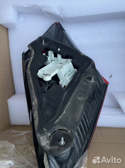 Задние фонари 221 мерседес s в наличии 2шт