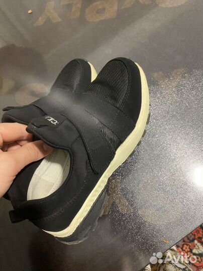 Кроссовки для девочки