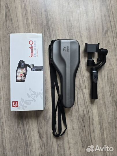 Стабилизатор Zhiyun smooth q