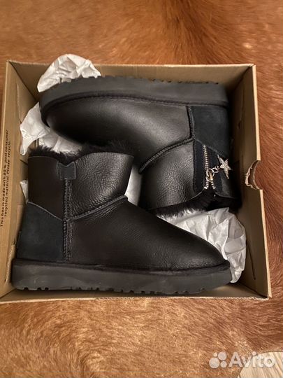 Угги новые полностью натуральные в коробке