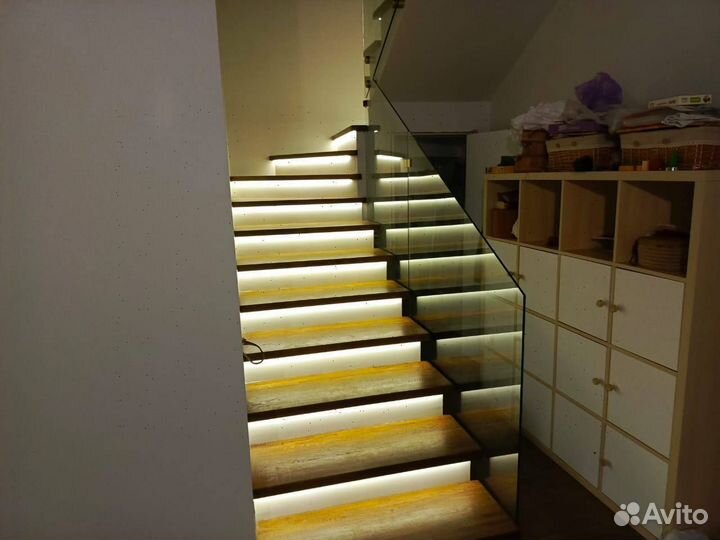 Лестничные ограждения из стекла