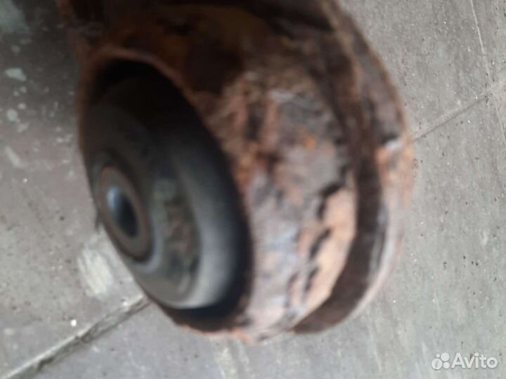 Nissan primera p12 задняя балка