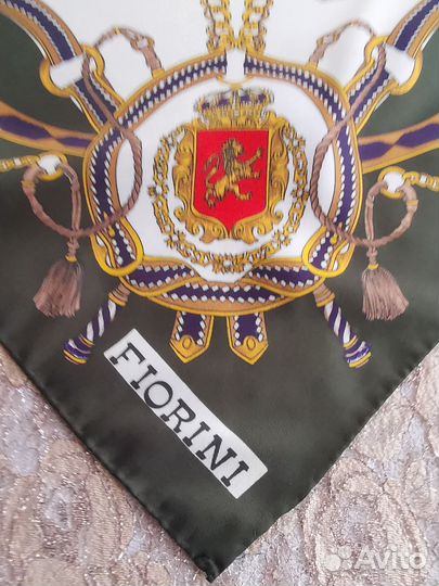 Fiorini винтажный красивый платок Италия