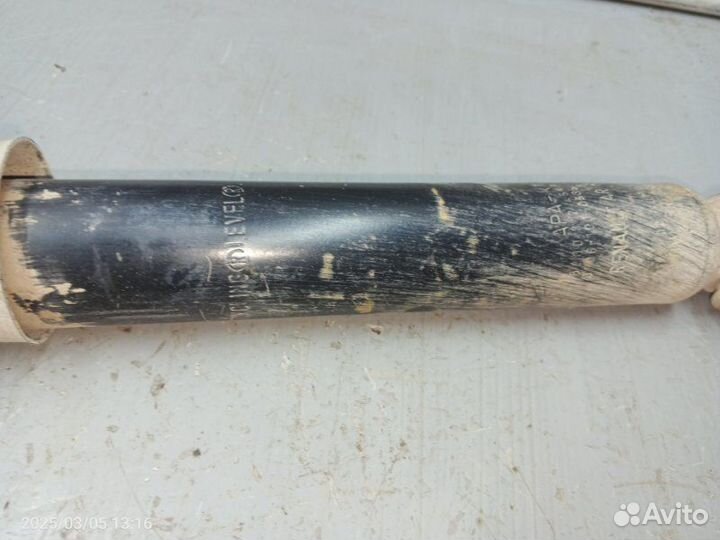 Стойка подвески задняя Renault Megane K4M 2008