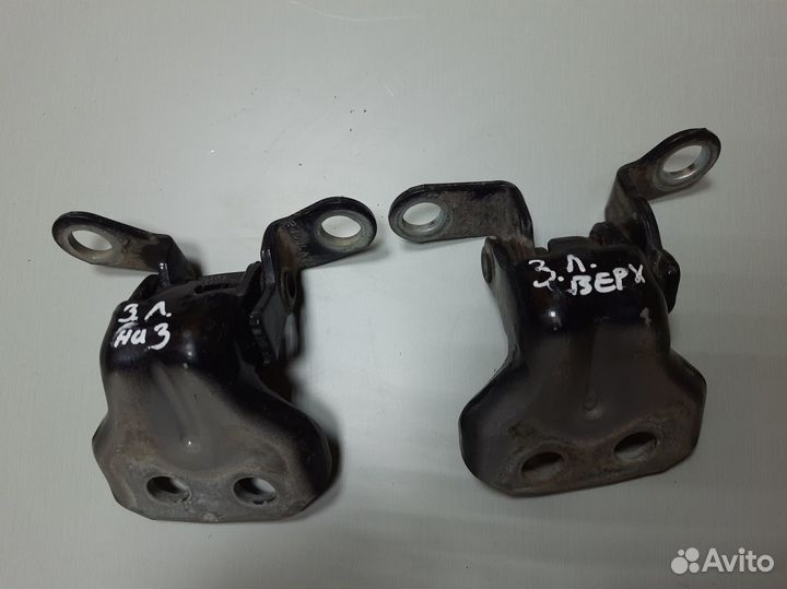 Петля двери задней левой Ford Fiesta Fusion