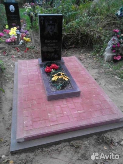 Поправка памятников, благоустройство захоронений