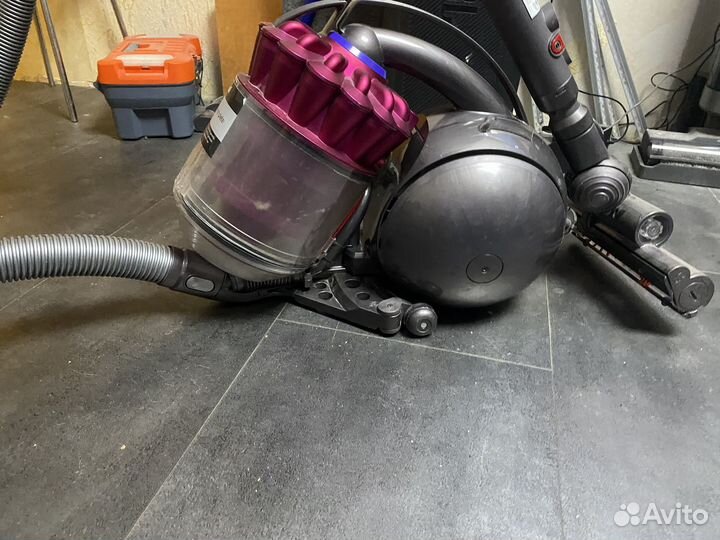 Пылесос Dyson Ball DC 37 animal complete