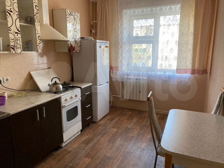 2-к. квартира, 64 м², 3/9 эт.