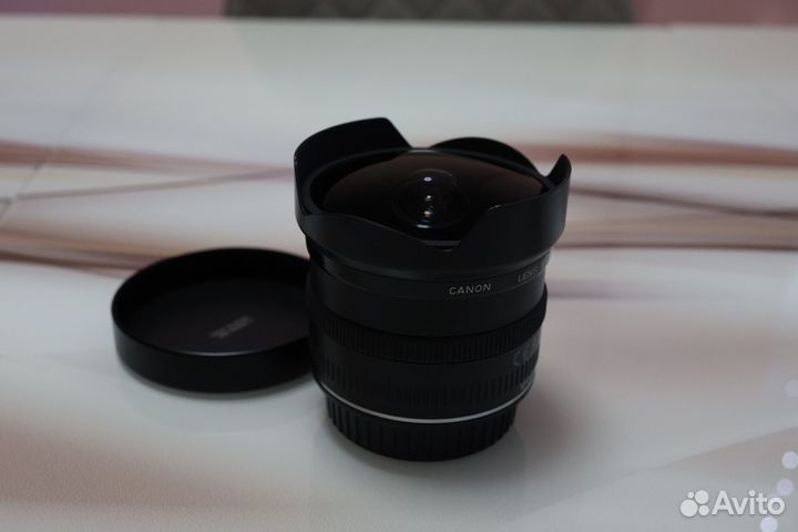 Canon 15mm f/2.8 Fisheye EF