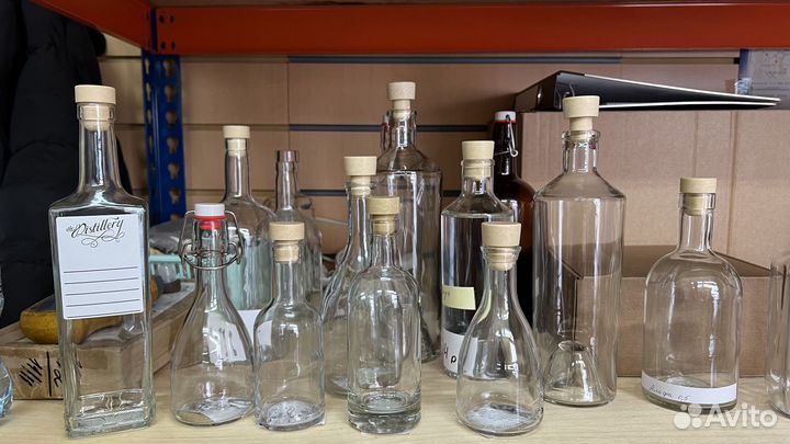 Бутылка стеклянная с пробкой