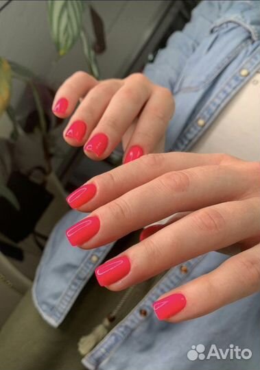 Модель на маникюр с покрытием