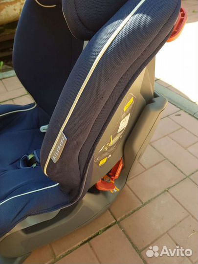Детское автокресло Ailebebe