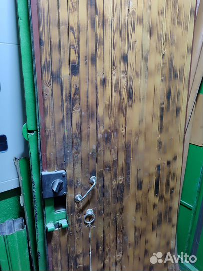 Межкомнатная и металлическая дверь бу