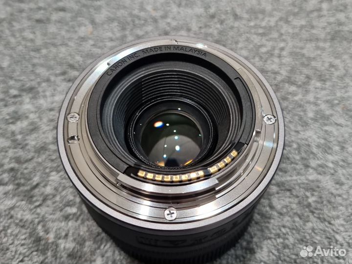 Объектив Canon RF 50mm 1 8 stm