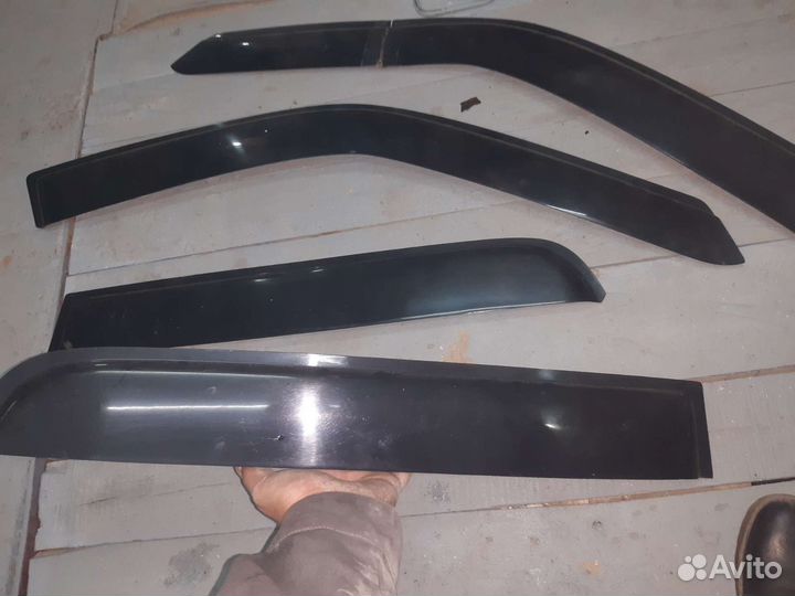 Ветровики на хонда срв 1 4 шт