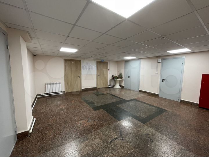 Гостиница, 1800 м²