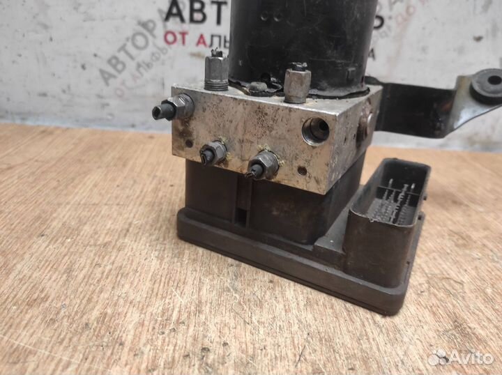 Блок ABS (насос) Mazda Mazda 3 (BK) 2002-2009