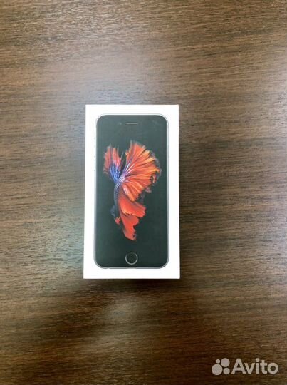 Коробки от iPhone 6S 32 GB и iPhone 5 16 GB (2 шт)