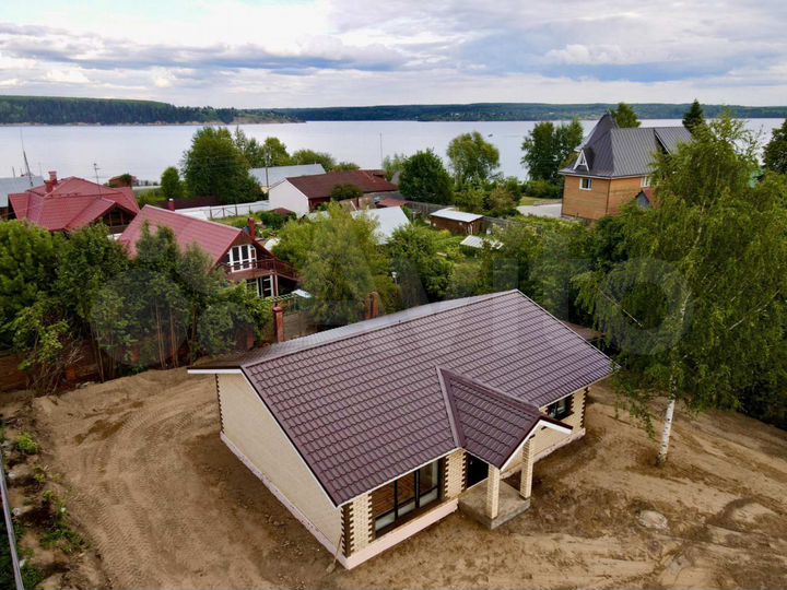 Дом 105 м² на участке 14 сот.