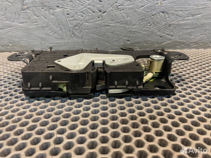 Замок багажника Bmw X7 G07 M-pack B57D30 2020