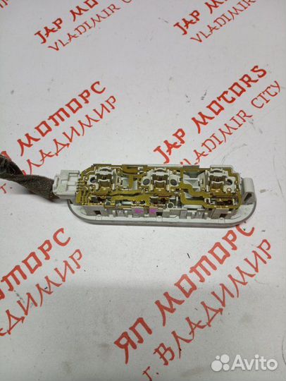 Плафон подсветки салона Nissan Qashqai J10 MR20