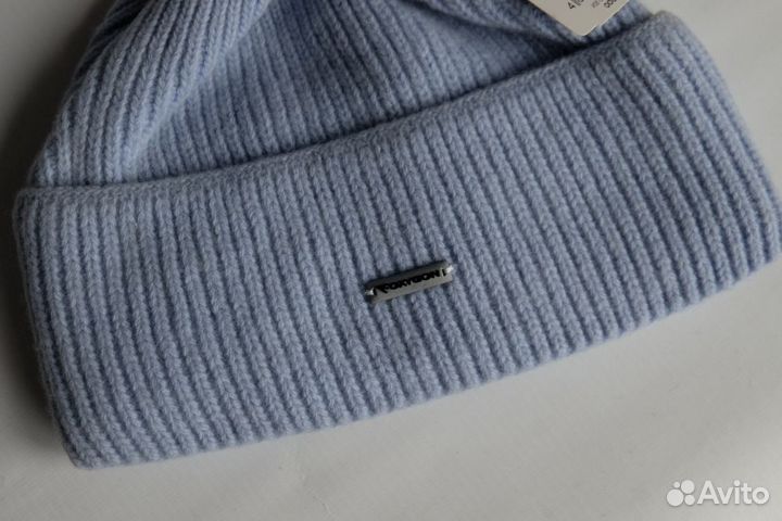 Шапка из шерсти 