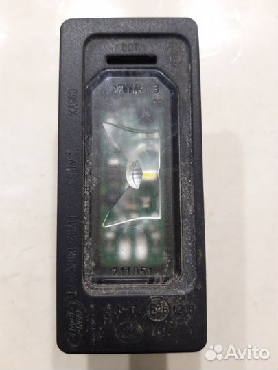 Фонарь подсветки номера