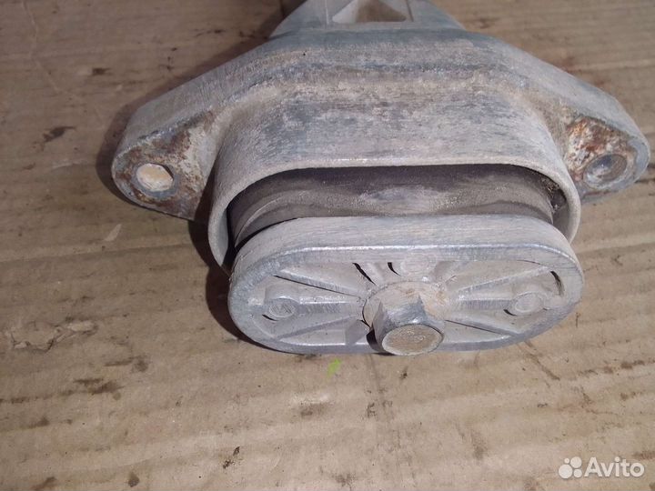Задняя подушка двигателя 1.4 Chevrolet Aveo T200