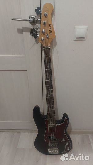 Бас-гитара Crazzy