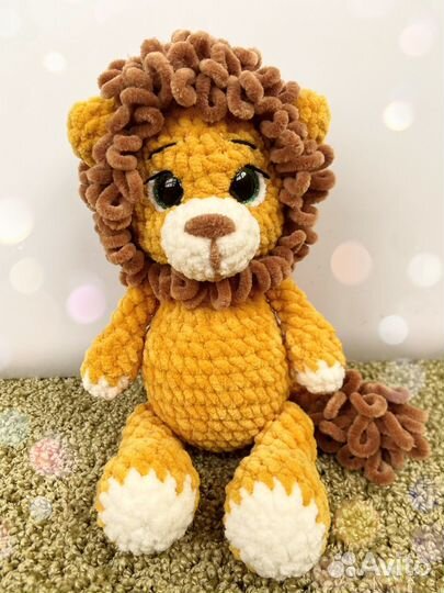 Вязаная игрушка Лев