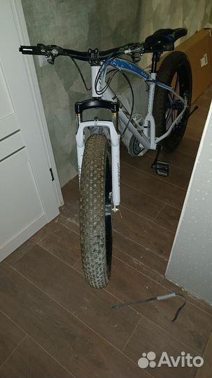 Горный велосипед фэтбайк