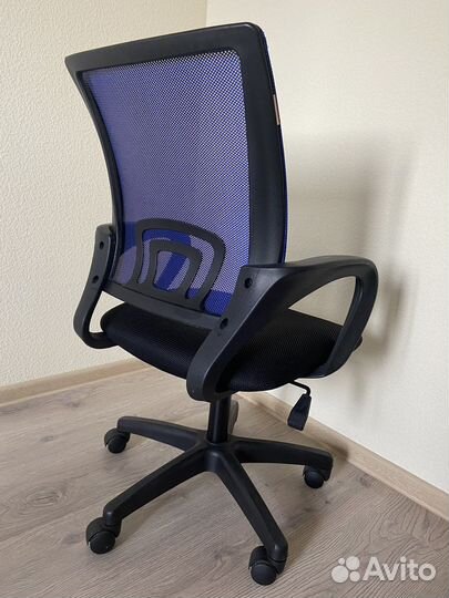 Компьютерное кресло