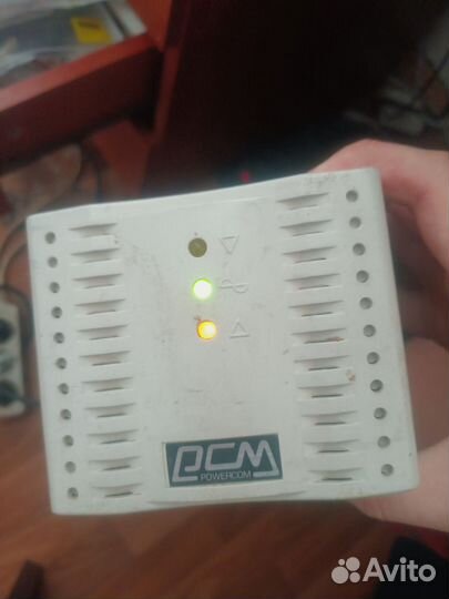 Стабилизатор напряжения Powercom TCA-2000