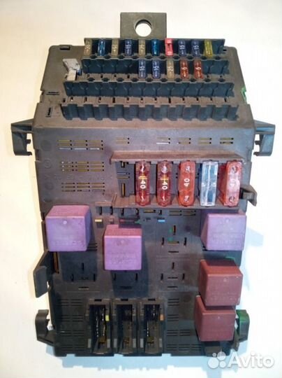 Блок предохранителей Renault Laguna 1 универсал