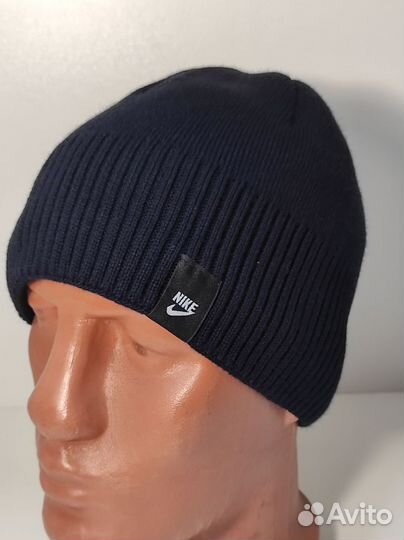 Мужская шапка классическая