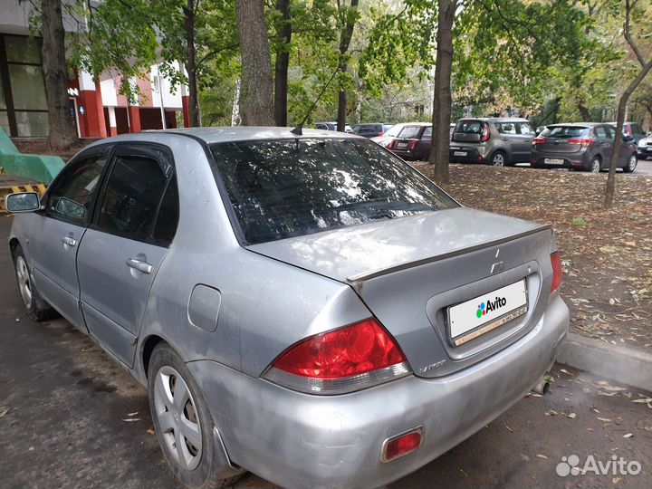 Mitsubishi Lancer 1.6 AT, 2004, битый, 238 000 км