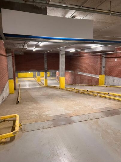 Машиноместо, 26 м²