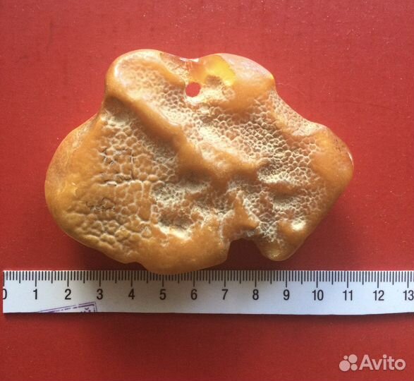 Янтарь натуральный молочный огромный 54 г