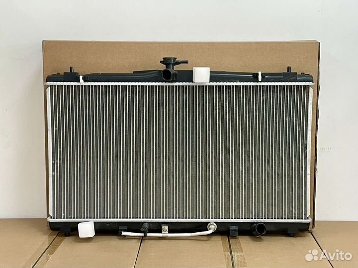 Радиатор охлаждения Camry V55