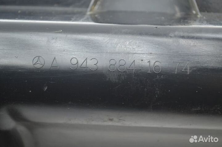 Накладка переднего бампера, левая mercedes-benz Ac