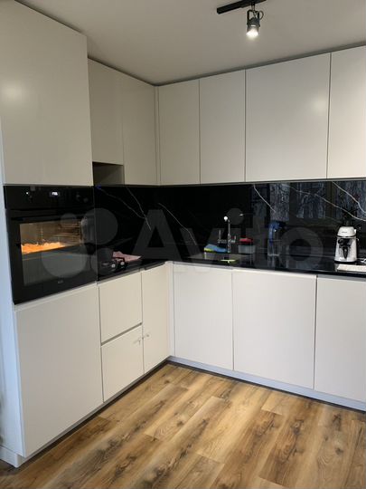 2-к. квартира, 57 м², 3/5 эт.