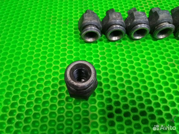 Футорка Mazda Titan whs5t VS, задняя левая