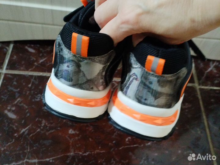 Кроссовки для мальчика 32
